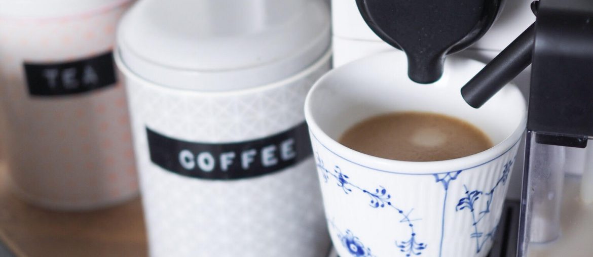 genbruge kaffekapsler fra Nespresso med poser og holder til genbrug
