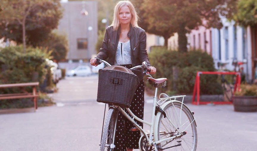 Camilla Stemann er flexitar fra copenhagenbyme. Cykel i København. Olufsvej